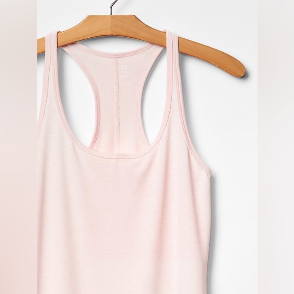 Bundle of 2 gapfit racerback tank tops